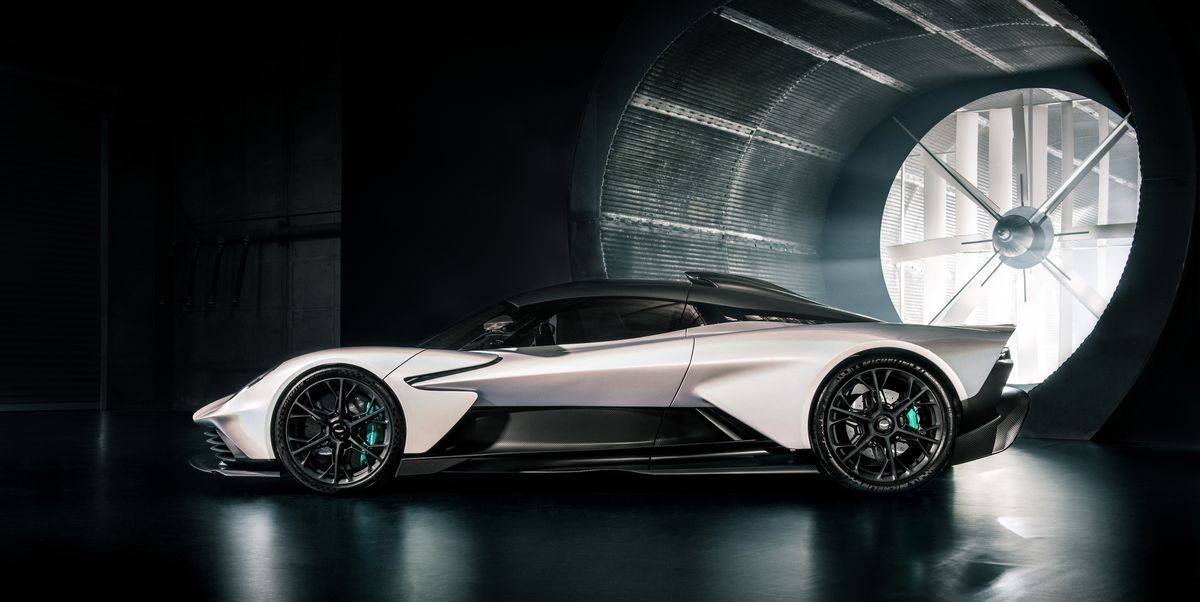 Aston Martin switches development from electric cars to plug-in hybrids. bit.ly/49yxQmB