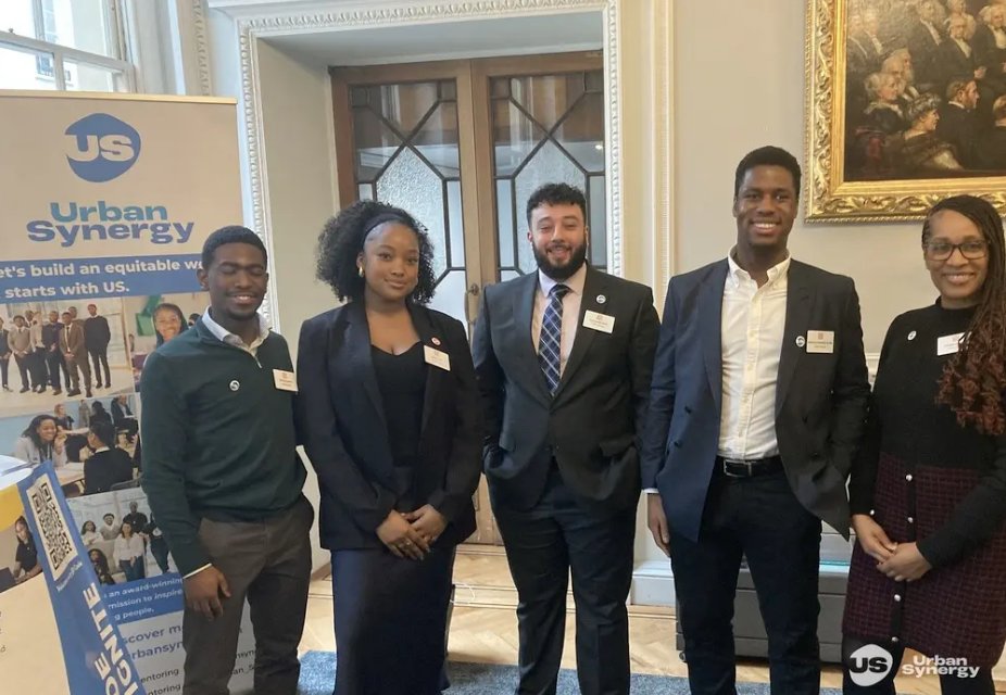 Urban Synergy’s CEO Leila Thomas, Dianne Johnson, Head of Programmes and four mentees; Stefan, Elia, Mobolaja and Angel recently attended NextWealth Live 2024 at the Royal Institution in Mayfair as their Charity Partner. urbansynergy.com/2024/03/nextwe…