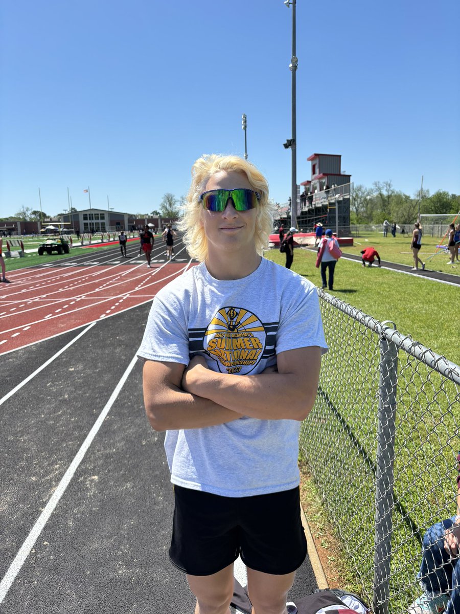 🚨Regional Qualifier🚨 🥈Pole Vault Dalton Beckham