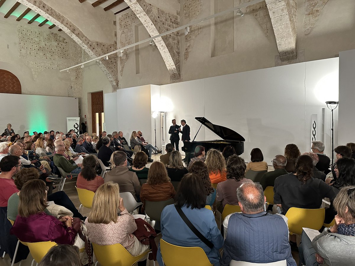 🎼 ¡Tarde de concierto en el #CCCC! Hoy en la sala Refectorio disfrutamos del repertorio de la pianista francesa Ida Pelliccioli. Con la colaboración de @IFValencia.