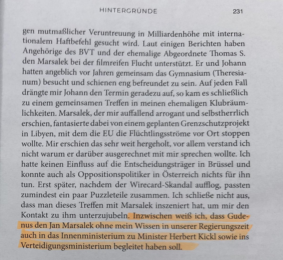 Aus dem U-Ausschuss: Unter Wahrheitspflicht gibt #Kickl an, dass er Marsalek niemals getroffen habe. @HCStrache1 schreibt aber in seinem Buch: 'Inzwischen weiß ich, dass Gudenus den Jan Marsalek (...) in das Innenministerium zu Minister Kickl begleitet haben soll.' Einer…