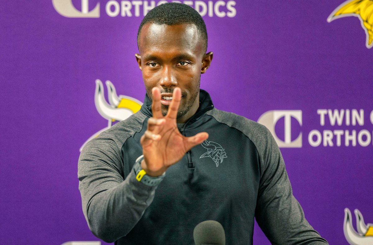 The #Vikings have “pinpointed” this year’s QB class for a long time, @DWolfsonKSTP mentioned on @SKORNorth. Minnesota started to do homework on this years QB class 2 years ago. Kwesi has attended practices, games, and spoke to a lot of people to the point that they are fully…