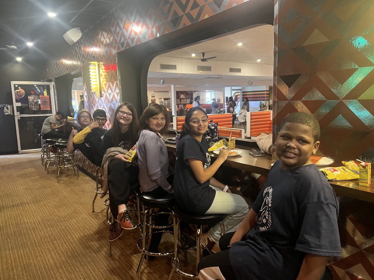 Kathy Cappuso (@kathycappuso) on Twitter photo These kids had a blast on our Unified Bowling field trip <a href="/LarsonMS/">Larson Middle School</a> #LarsonLINKS These kids had a blast on our Unified Bowling field trip <a href="/LarsonMS/">Larson Middle School</a> #LarsonLINKS