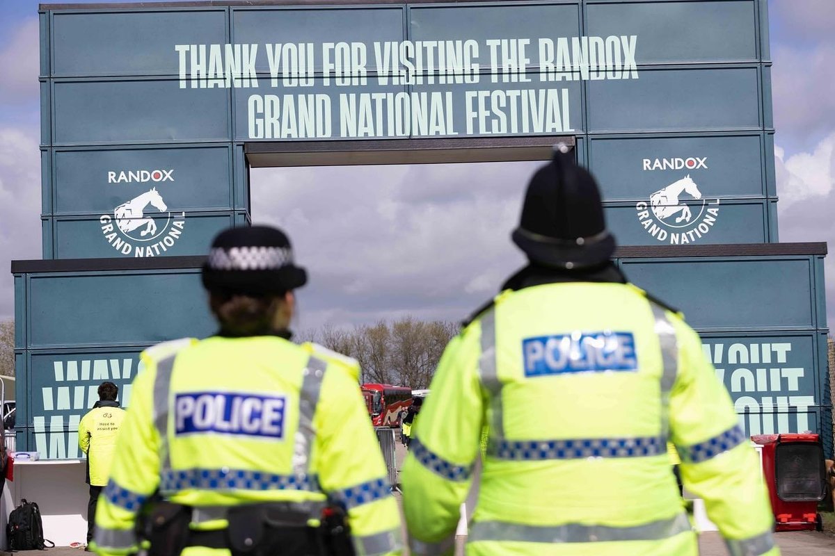 We would like to thank the thousands of racegoers who attended the first day of this year’s Randox Grand National Festival 2024. Our officers were on the course and surrounding area to help keep everyone safe. There were no arrests. More here orlo.uk/lUzxa