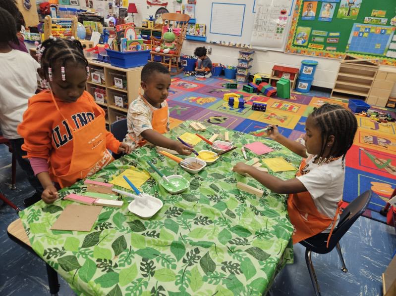 Wednesday theme for #WOYC2024 was “Build-It Wed.”  Our #gaprek Ss built bird houses. #MustangsRock #TeamMustangs  #WinningForKids @allisonfoles @nickieducate @missasu98  @drattenyascott @medianikkiadams @HenryCountyBOE @KrystalLRichter @JessLyons_HCS