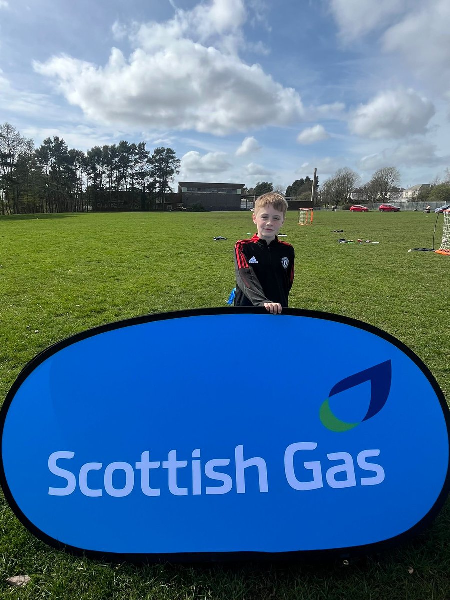 Another fun #footballforall camp in the glorious sunshine today - thanks to @ScottishFA @ScotFAEast!☀️
Lots of fun football all fuelled by the 
wonderful @DundeeBairns 🫶🏼
Our group showed fantastic attitudes, good sportsmanship, honesty and communication 🤝 thank you @scottishgas