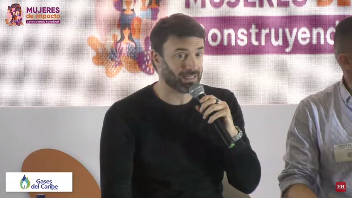 #ForoMujeresQueImpactan | "La única manera de romper tanto el racismo, la xenofobia, todas esas limitaciones, es empezar a hablarlo con normalidad y que empecemos a tratarnos con respeto", es el mensaje de Felipe Galofre durante su intervención. ➡ tinyurl.com/8bma4u7t