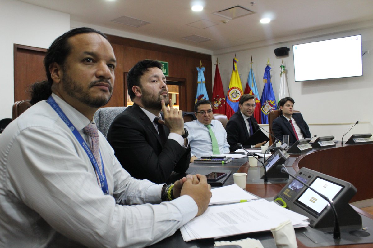 asodiplo's tweet photo. @asodiplo participó en las mesas técnicas sobre la reforma del Servicio Exterior y la Carrera Diplomática y Consular de Colombia, en donde se analizaron, junto con @unidiplo y Semrex, los Proyectos de Ley No. 092 de 2023 y No. 248 de 2023, en virtud del Decreto Ley 274 #ASODIPLO https://t.co/TJtPCZ764g