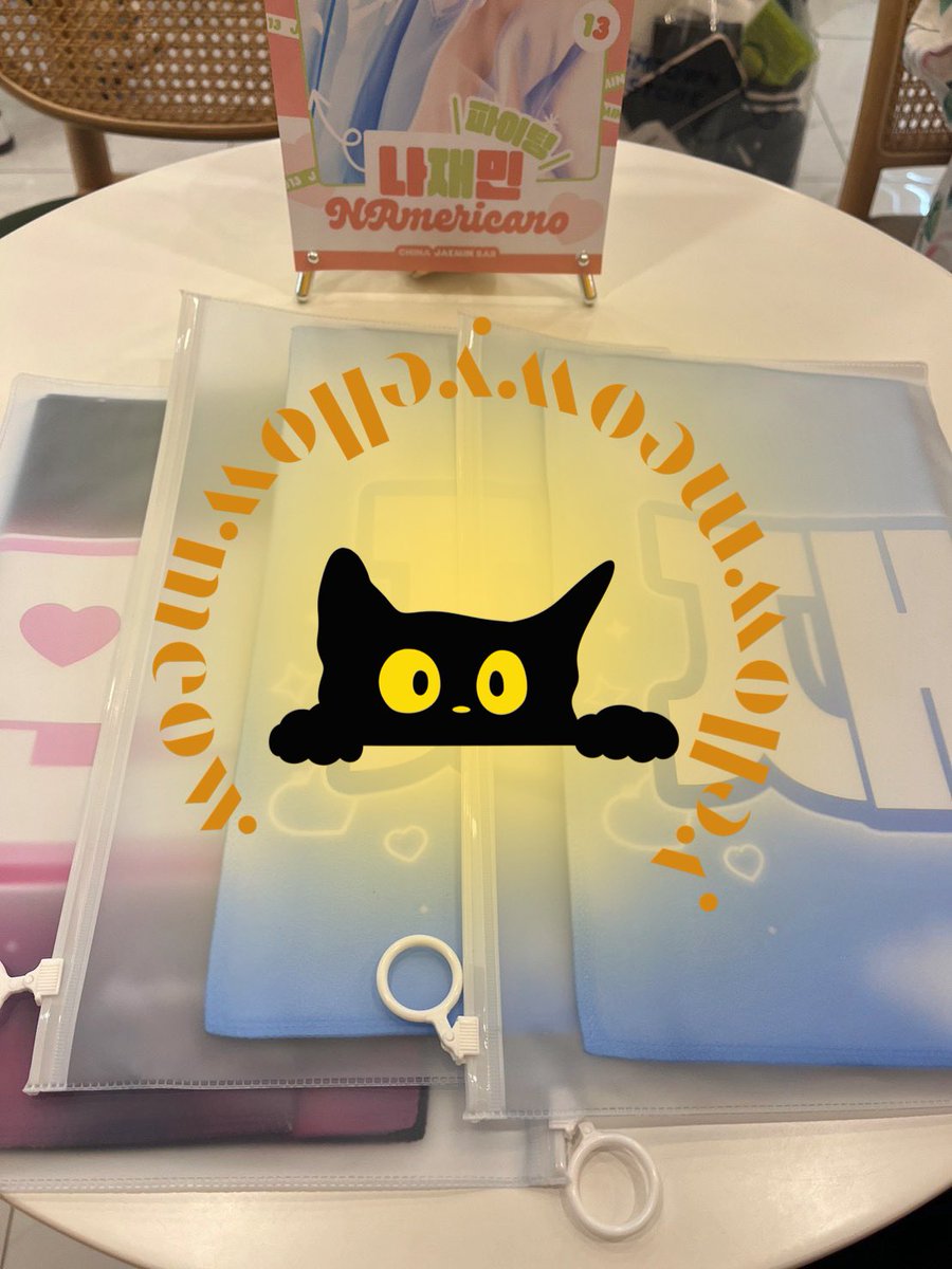 yellowmeowid's tweet photo. Proof jastip handcarry slogan TDS 2 encore in Seoul & NCT Nation in Seoul #meowproof https://t.co/n48fVGVff9