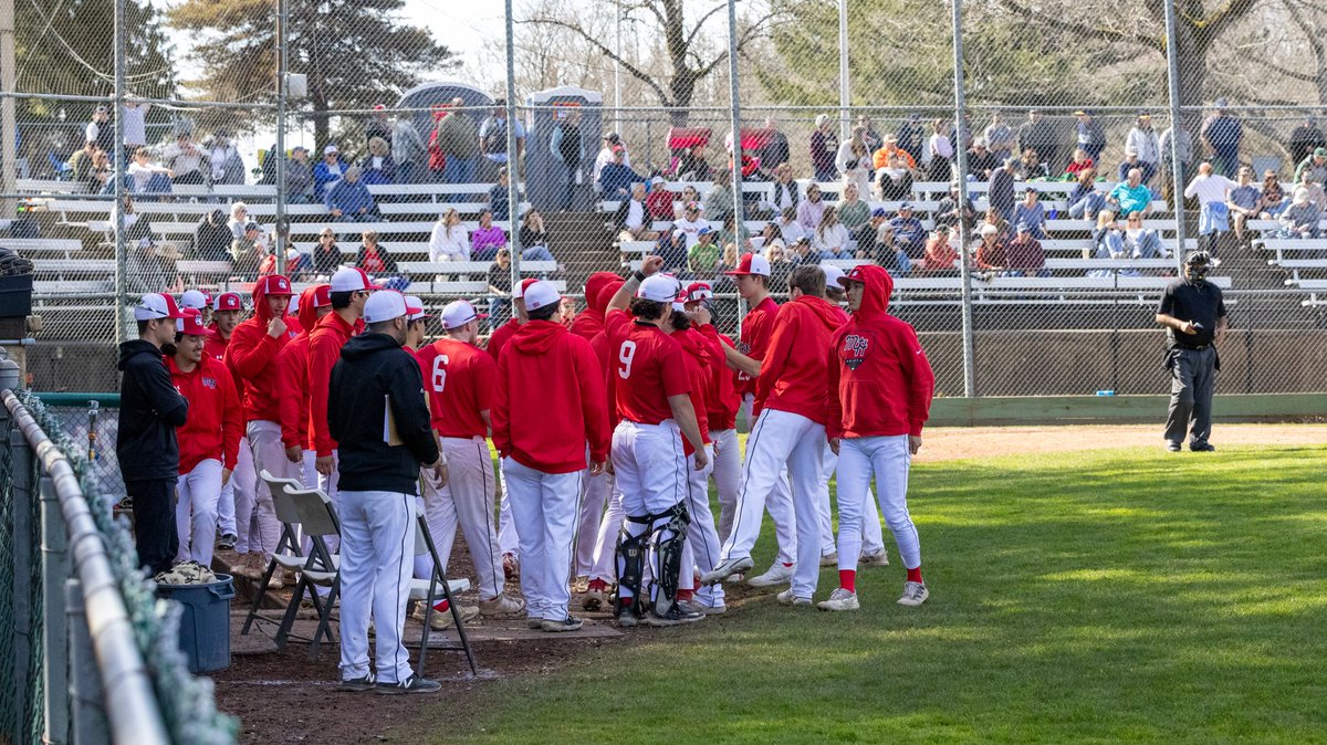 mhccadvocate's tweet photo. MHCC Sports Update: Baseball battled Linn-Benton, Softball soared against Clackamas. Despite ups and downs, both teams give their all. Details below. 

Softball Story: https://t.co/ny8JVRdtQA

Baseball Story: https://t.co/VSIZs6C9D9

#MHCC #Sports https://t.co/n71EIkXZs4
