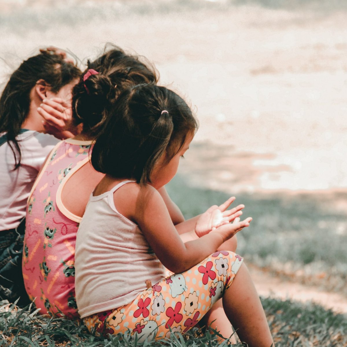 onda_gialla's tweet photo. In un continuo pianificare le nostre  giornate e le nostre settimane, tra i vari impegni proviamo ad inserire in agenda un "tempo lento" a misura di bambino, chissà quante cose scopriremo che non riusciamo a cogliere in questa vita frenetica.
#associazioneondagialla #romacapitale https://t.co/VckxDCqj4M