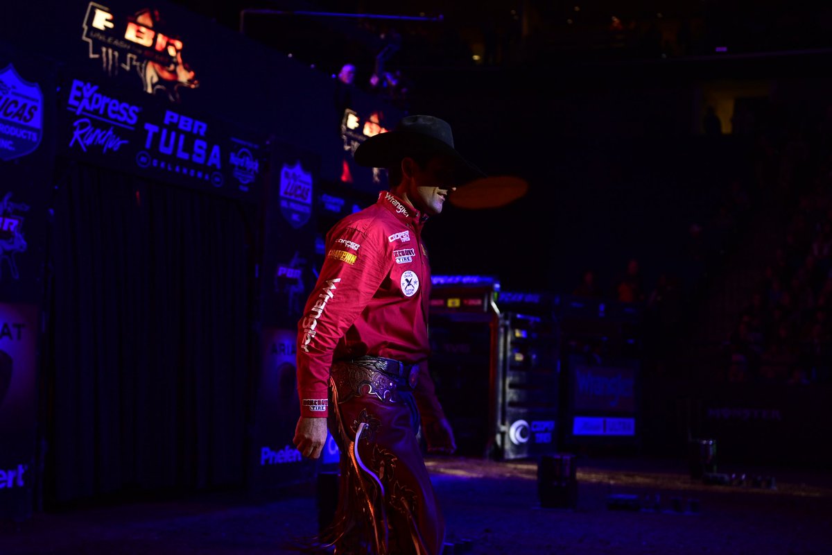 The @PBR heads to Billings this weekend for three days of action. Check out tomorrow’s match ups below.

DaySheet: pbr.com/events/169941/…

#TeamCooperTire #BeCowboy