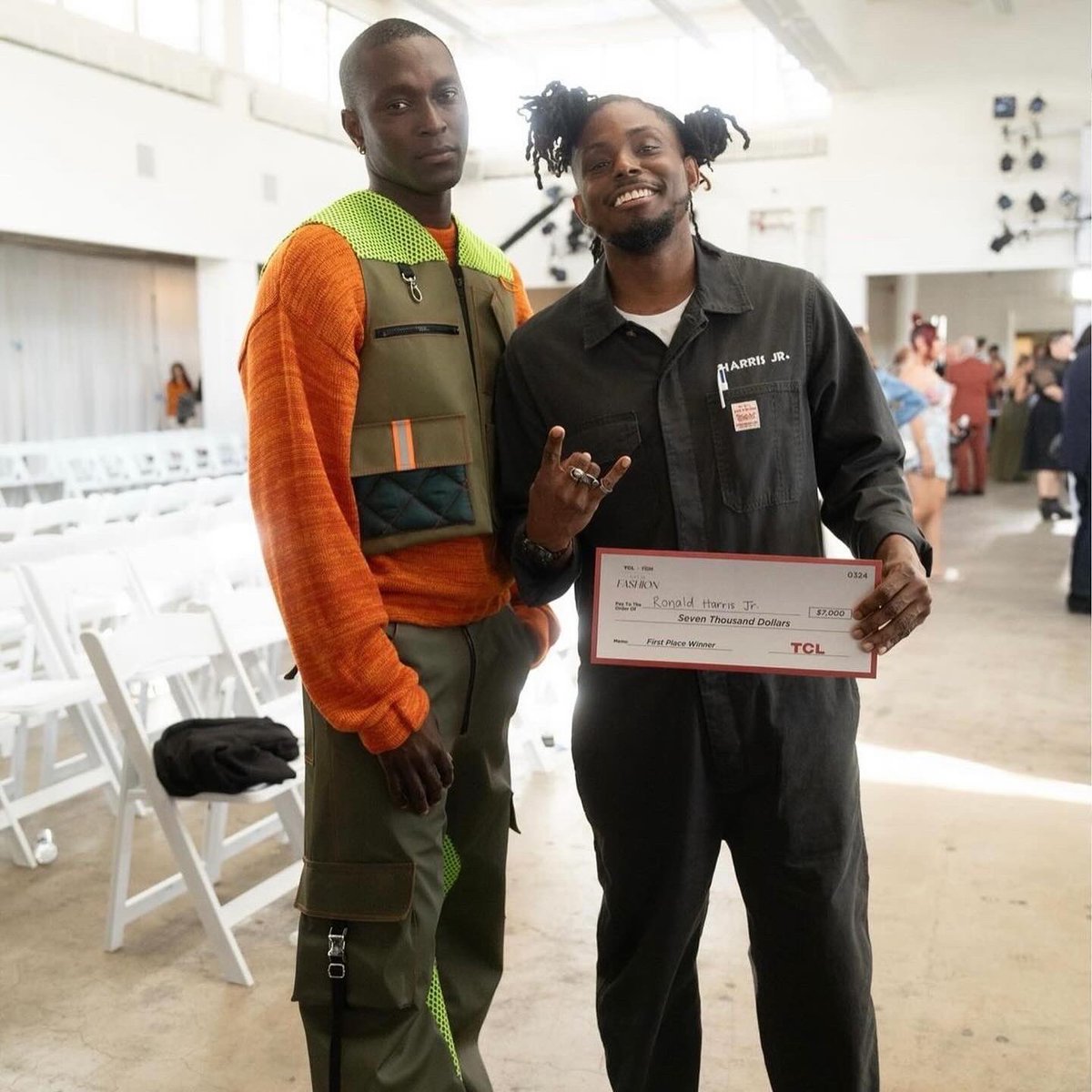 And the WINNER of the @TCL_USA x @FIDM NXT in FASHION Competition & a $7,000 #TCL cash prize is 🥁🥁… Ronald Harris Jr. 🎉🎉 #TCLNXTinFASHION #fidmdebut @CooperBuilding