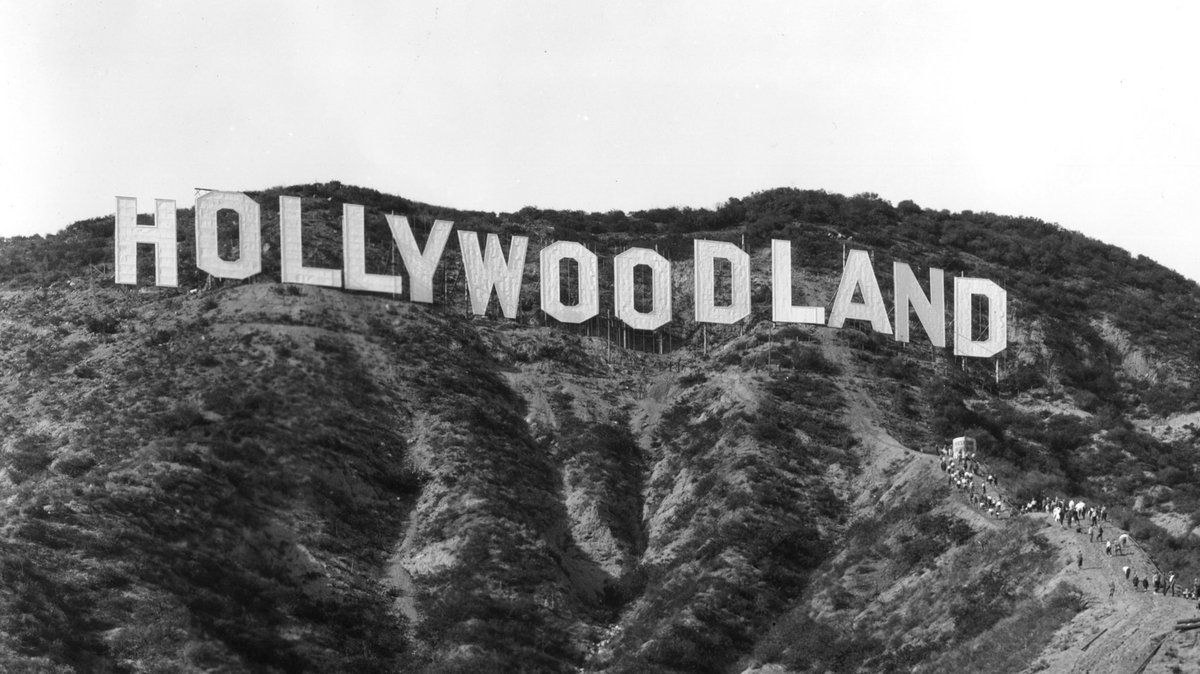 Presenting Hollywoodland: Jewish Founders and the Making of a Movie Capital, the museum’s first permanent exhibition, on view beginning May 19, 2024. Learn More: acadmu.se/3Q0kBnM