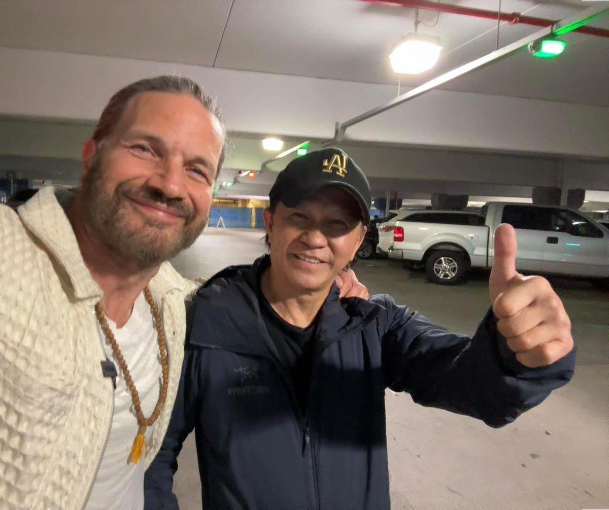 BRUCE LE landed at LAX late last night. Tour starts this Friday at the Alamo Drafthouse Los Angeles followed by San Francisco, Austin and New York next week. Tickets are still available!

Click the link below for more info:

severinfilms.com/blogs/news/ent…