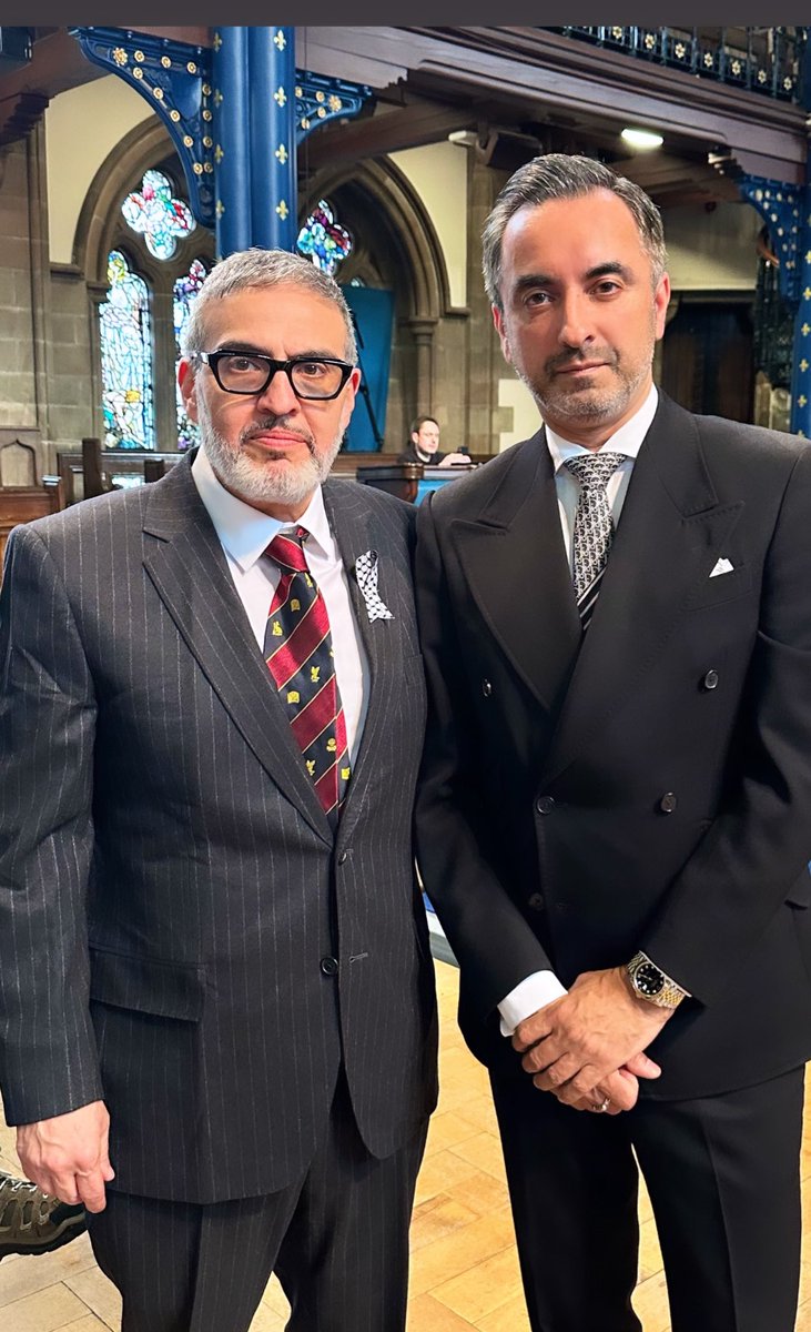 Proud to stand with Palestinian Dr Ghassan Abu-Sittah who today become Rector @UofGlasgow a great honour I once held- today he spoke in solidarity with the people of Gaza & of the need to divest in the arms trade & boycott those engaging in genocide & apartheid #Palestine 🇵🇸