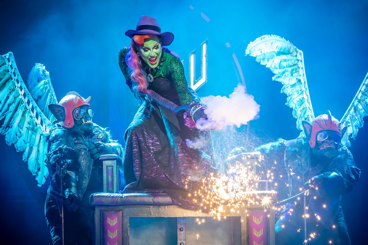 The Vivienne (@THEVIVIENNEUK) On Becoming The Wicked Witch Of The West The Wizard of Oz (@yellowbrickroad) at Newcastle Theatre Royal (@TheatreRoyalNew) - Tuesday 16 – Sunday 21 April 2024. Preview: northeasttheatreguide.co.uk/2024/04/previe…