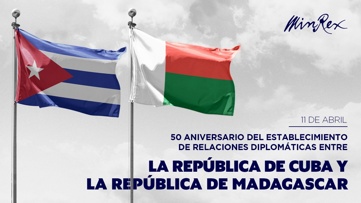 #Cuba 🇨🇺 celebra junto al gobierno y pueblo de #Madagascar 🇲🇬 el 50 aniversario del establecimiento de relaciones diplomáticas entre nuestros países. Ratificamos la voluntad de continuar estrechando los vínculos de amistad y cooperación que nos unen.