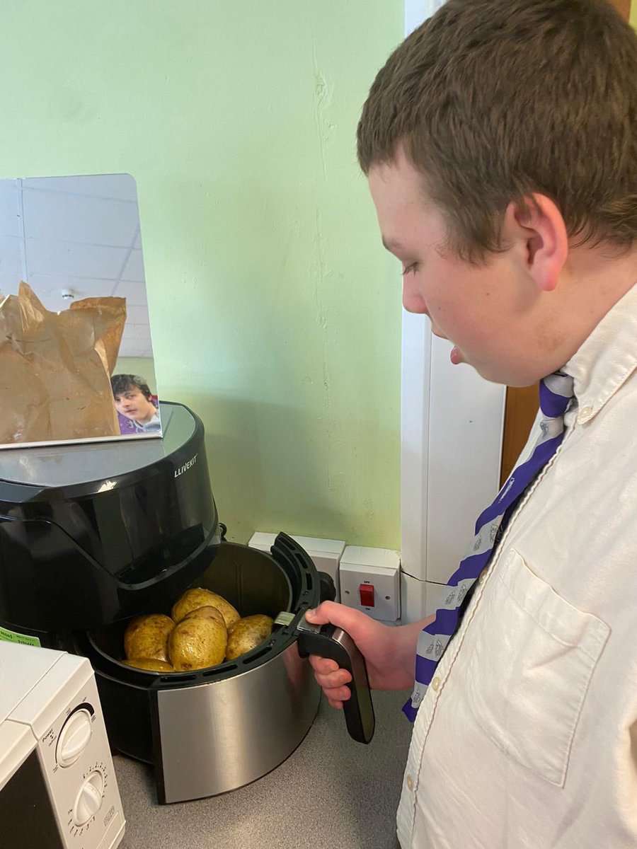Cwmbran High ASD Base (@asdbasechs) on Twitter photo Jack and James run a Lunch Club every Thursday, they take orders from staff, shop for what’s needed and make the meals. 
Through doing this they are budgeting and developing communication skills! 
#Enterprising Jack and James run a Lunch Club every Thursday, they take orders from staff, shop for what’s needed and make the meals. 
Through doing this they are budgeting and developing communication skills! 
#Enterprising