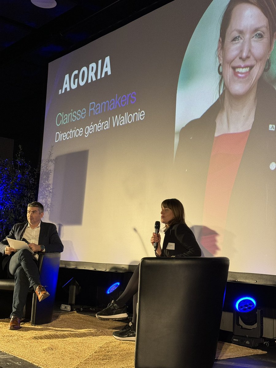 lisalombardibe's tweet photo. « C’est aujourd’hui qu’il faut investir dans la #5G pour être prêts demain »
Très bel événement organisé par #Citymesh ce jeudi à Wavre avec la présentation de cas d’usage en milieu industriel sur l’incroyable site de #Takeda à Lessines.
Inspirant! 🤩👏🏻 https://t.co/gQikormKfe