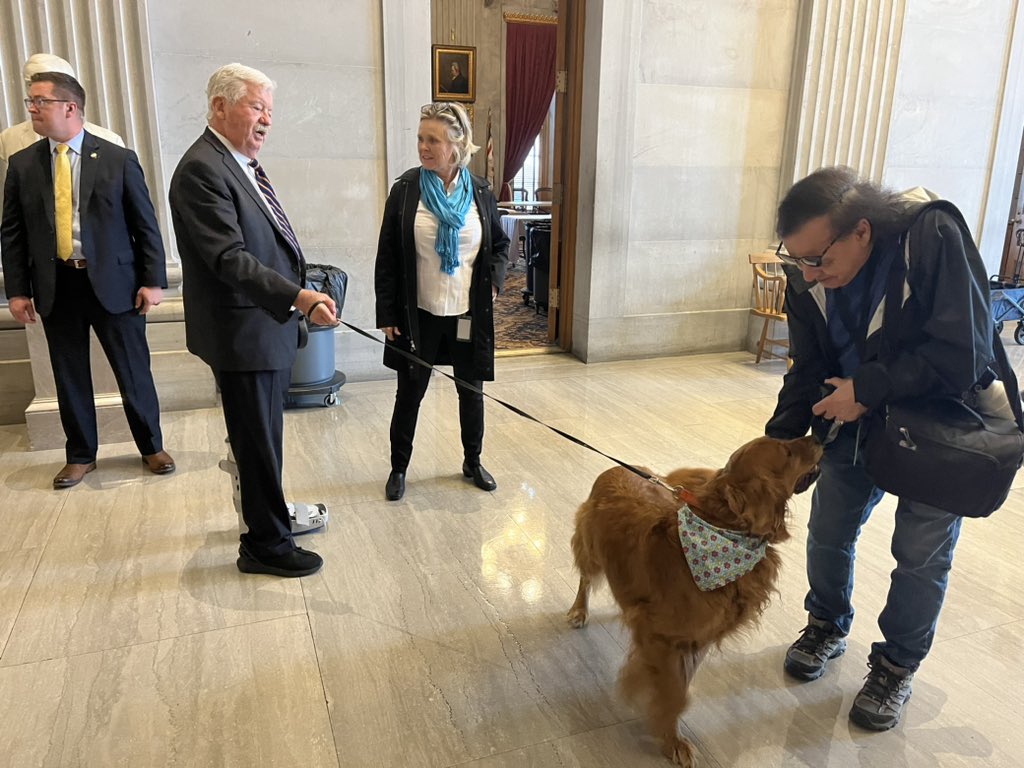 .@ltgovmcnally’s rescue dog Shadow has stolen the show here at the Capitol.