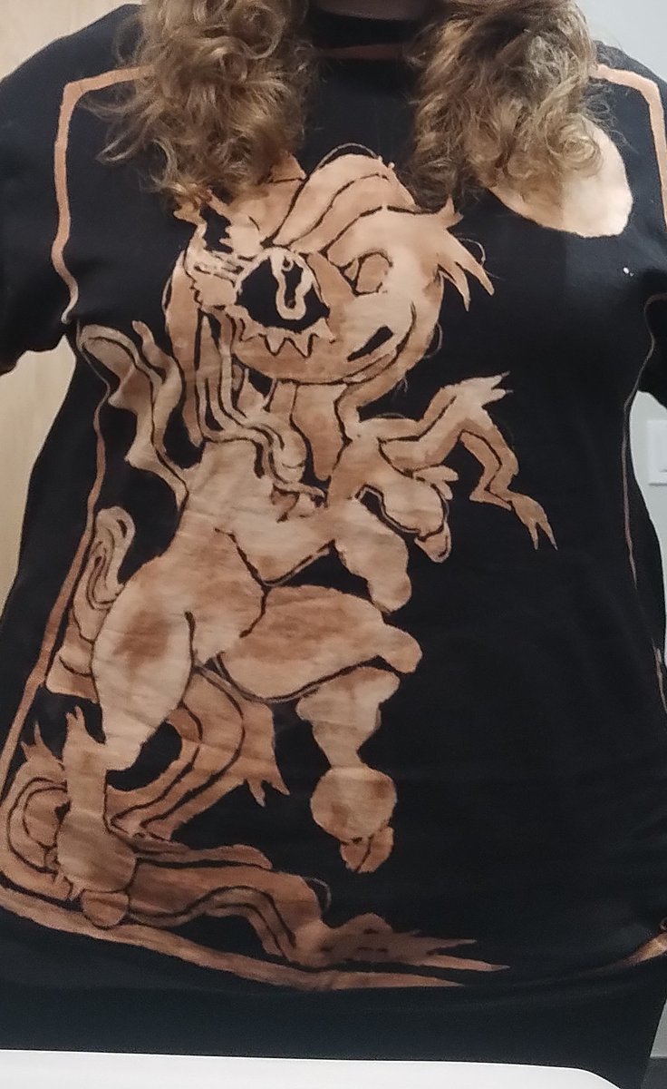 SLOBGOD's tweet photo. Flutterbat bleach painted T-shirt I made :3 !!!! https://t.co/BnsrafLCT0