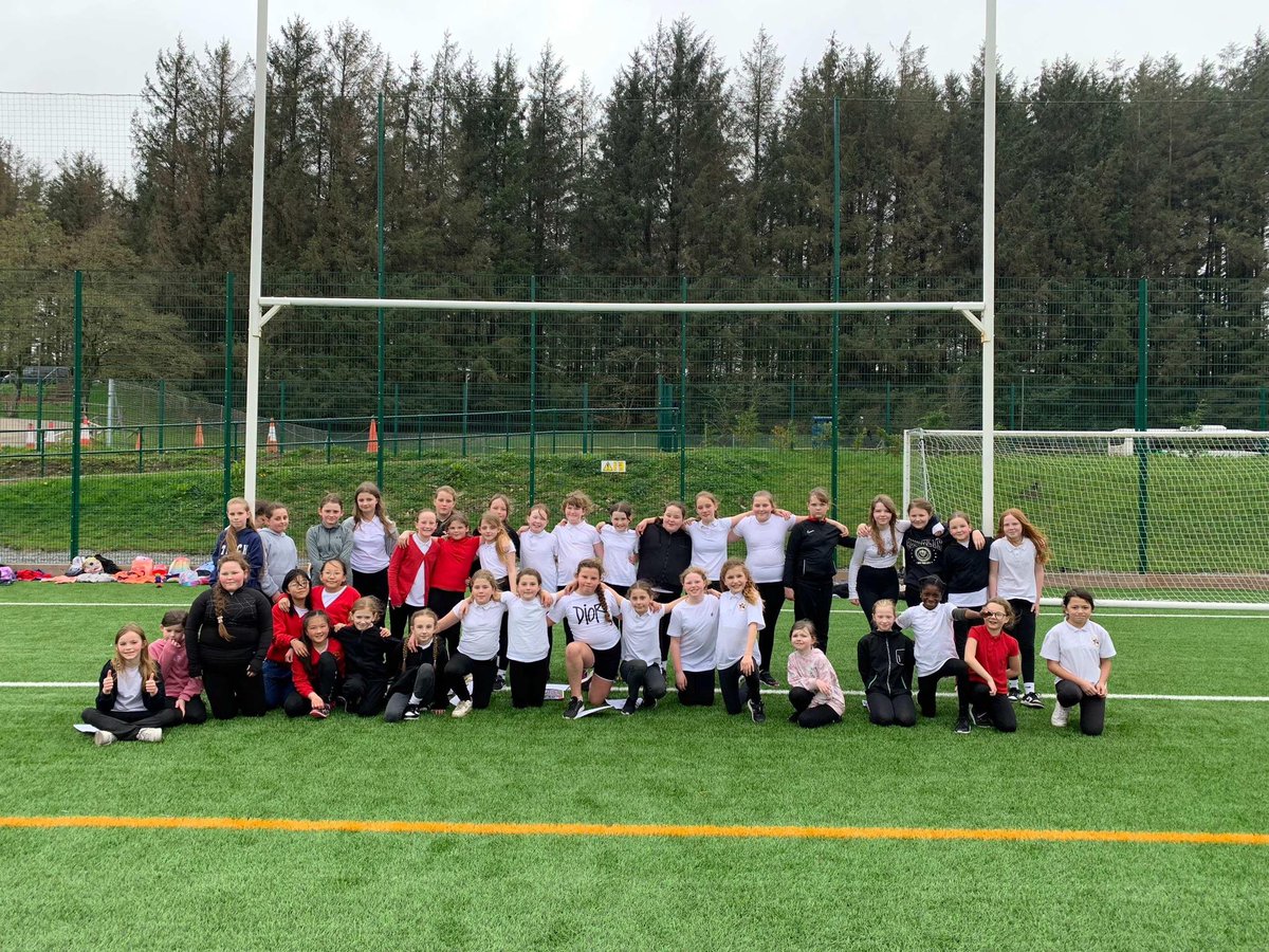 All 42 of our girls had a great time at the @Brynmawr_school Girls Rugby Festival today! Thank you @tom9edwards and @ALSportDev for organising a fantastic day!