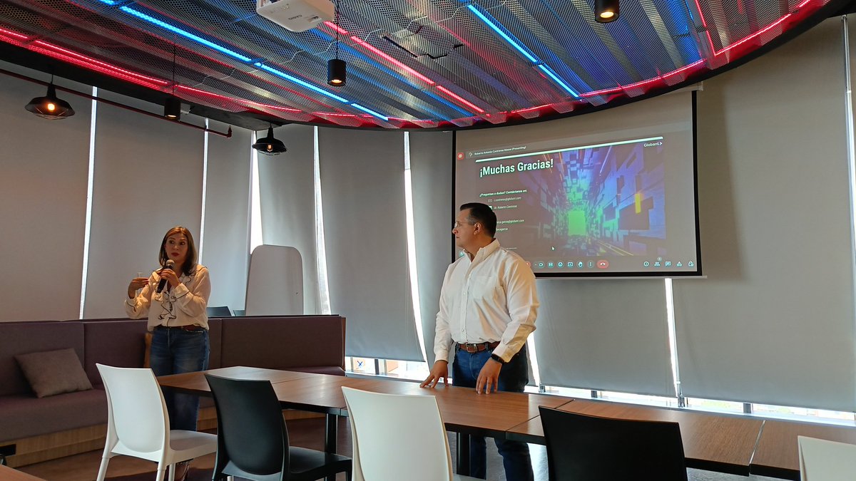 energiahoy's tweet image. #CoberturaEH | Rebeca García y Roberto Contreras de @Globant presentan ejemplos puntuales de la implementación de #SuperAPPs en el sector energético a nivel global #TechAndTrends