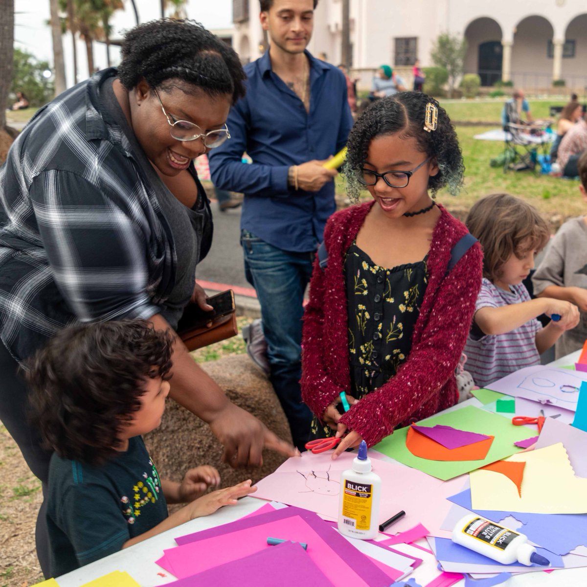 Second Thursday is TODAY! 🎉 Join us for a Fiesta-filled evening of music, art, food, and fun from 6-9 p.m. Admission is free, thanks to @heb. Register here: mcnayart.org/second-thursday See you soon! #McNayArtMuseum #SanAntonio #VivaFiesta