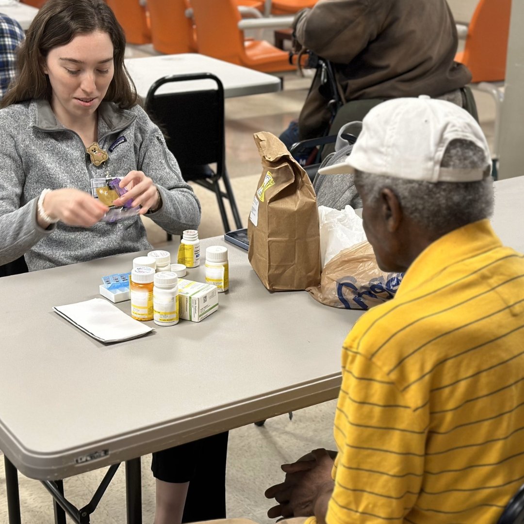Belmont Law students joined @vusn @lipscombpharmacy @utkscsw and @tals_tn to serve our neighbors at @NashvilleMDHA sites. Students assisted clients with POAs and Advanced Health Care Directives. Special thanks to Professor Plummer for inviting us!