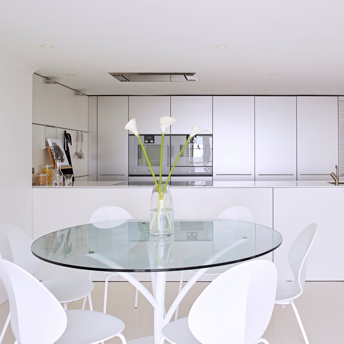 Sapphire Spaces tweet media