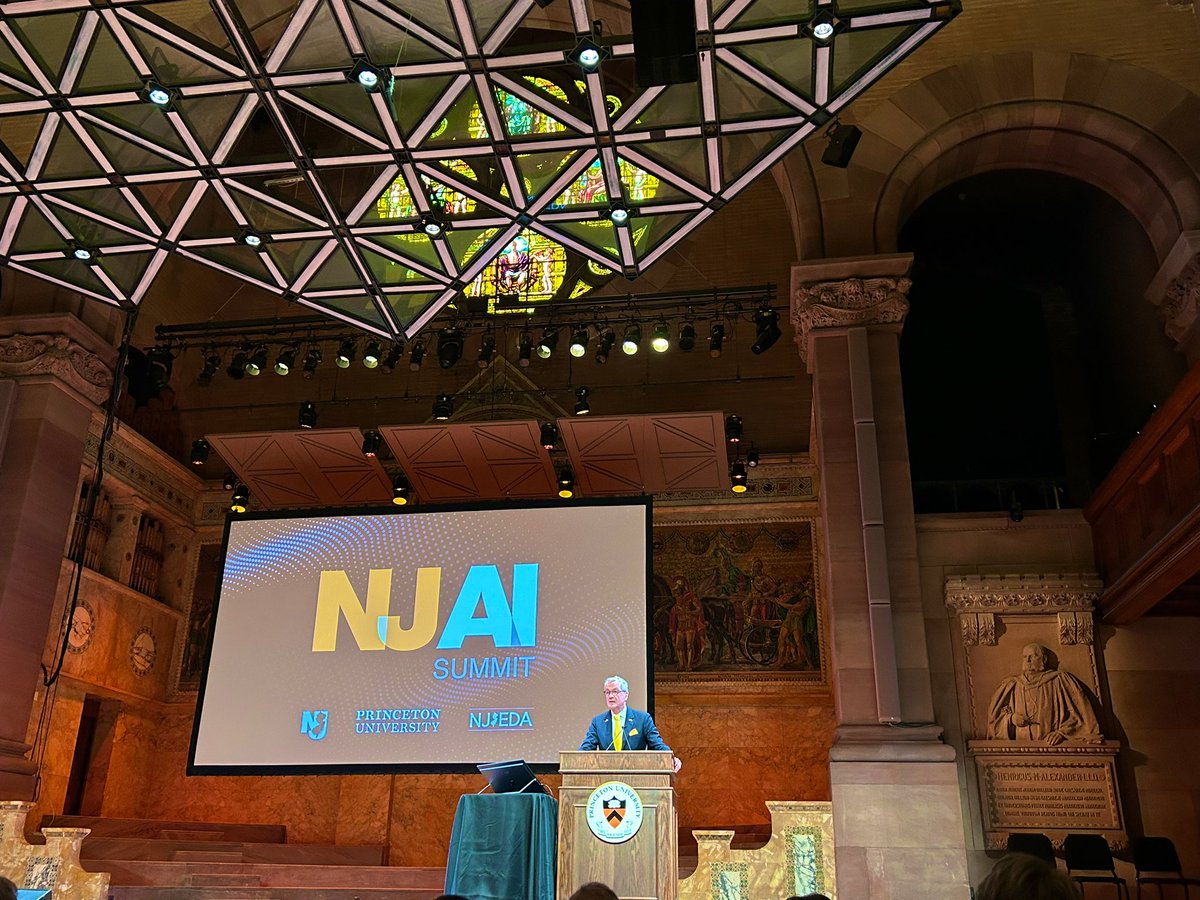 It’s an exciting day attending the #NJAISummit, hosted by @GovMurphy and @Princeton University. The summit has included many sessions deep diving into the workings of #AI, its impact across industries, and how NJ is looking to be the next big AI hub for the country.