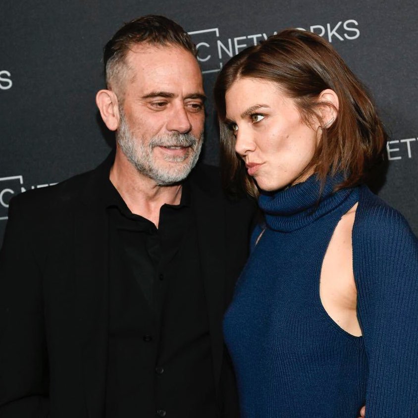 Well damn. Look at these two.
I do hope you both are enjoying yourselves filming as much as we are watching @JDMorgan #LaurenCohan #TWDDeadCity