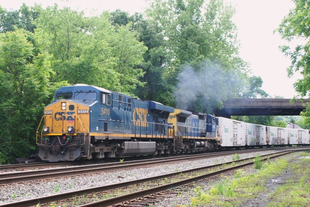 the nation mourns as OJ's funeral train slowly winds its way to our nation's capitol