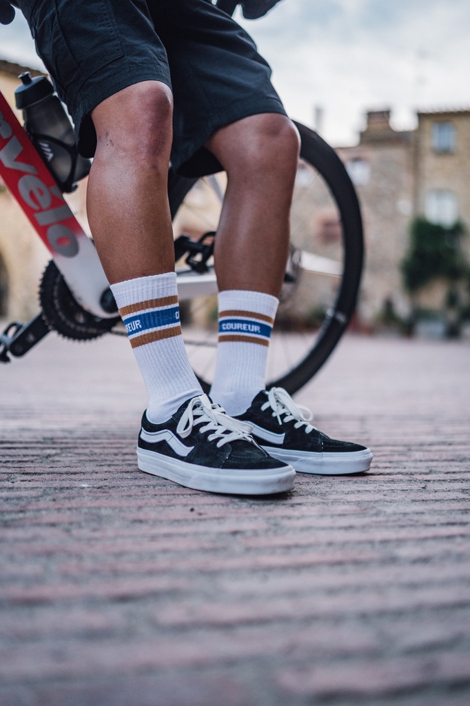 CoisCycling's tweet image. RES(T)OCK 🧦

Hey, guess what? 
We&apos;ve finally got more of those super cool retro crew socks, Coureur and Flandrien, in stock! 
Took us a while, but they&apos;re here now.

coiscycling.com/collections/so…

#crewsocks #sockdoping #offthebike #cyclingfashion