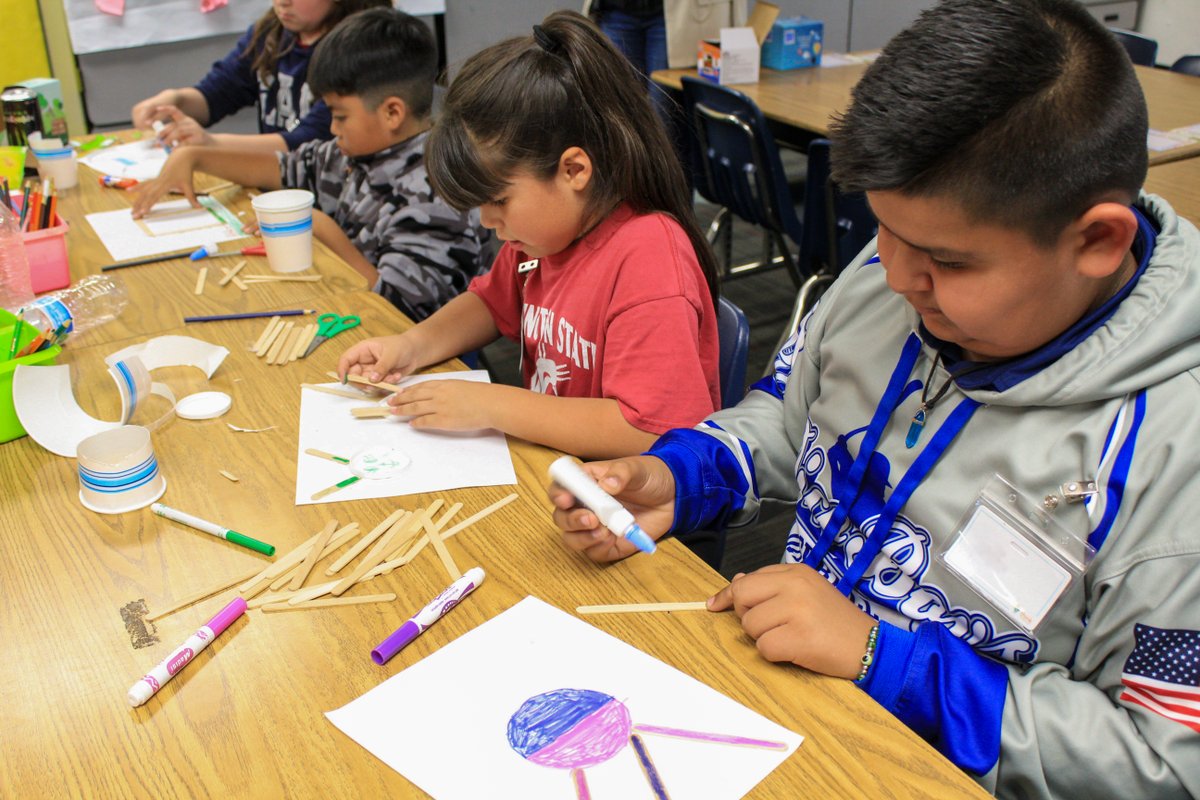 Reduce, reuse, create! 🤗 Think Together students at Van Wig Elementary, created art out of recyclables as a way to spark creativity and challenge their imagination. From cereal boxes to gummy wrappers, these students created something out of nothing. @bassettusd #art #recycle