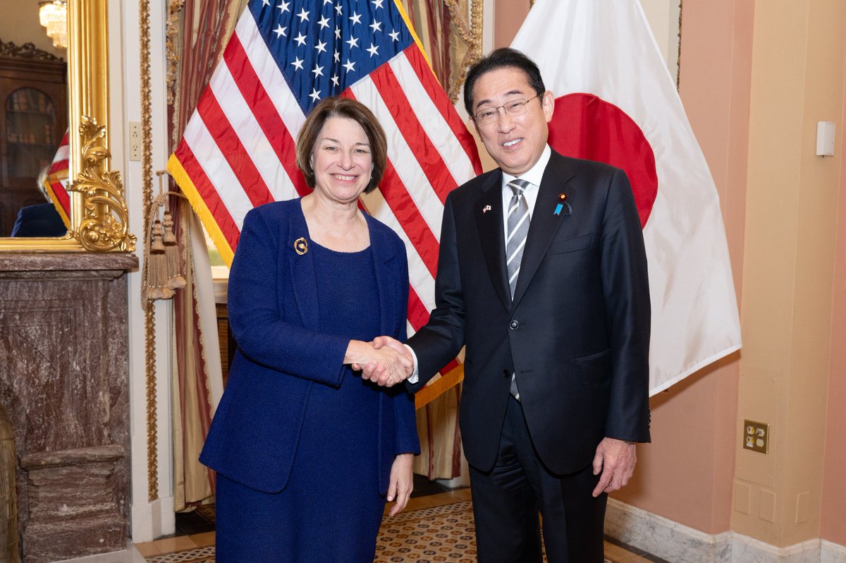 Welcome to Washington, Prime Minister @kishida230! Japan is one of our closest partners for promoting stability and democratic values in the Indo-Pacific region. This visit has strengthened the bond between our nations. 🇺🇸🇯🇵