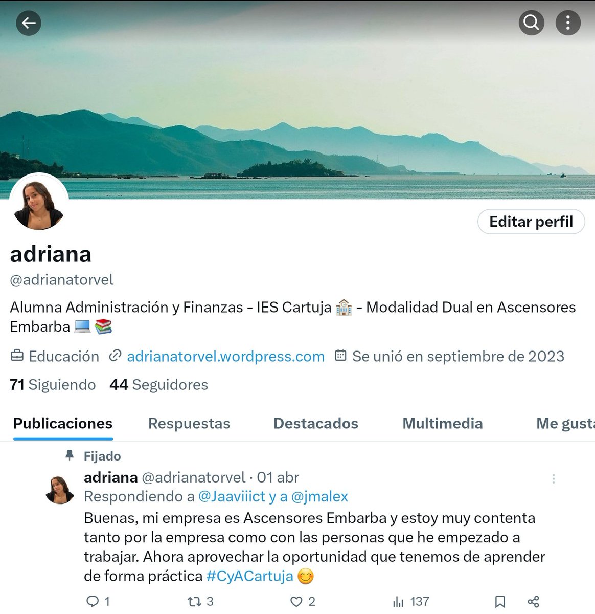 adriana tweet media