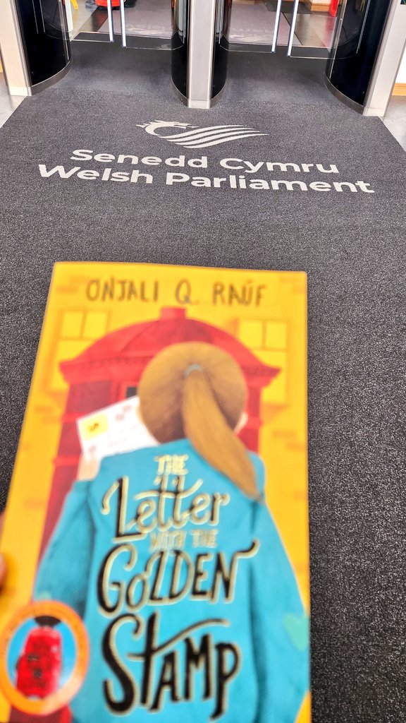 #TheLetterWithTheGoldenStamp has landed with a cwtch in Wales ... (literally!). From gorgeous chats with @behnazakhgar @BBCWales (airs next week!) to heading to @SeneddWales & @PrifWeinidog... #YoungCarersAreHeroes. And NEED to be recognised, celebrated & aided as such by ALL.