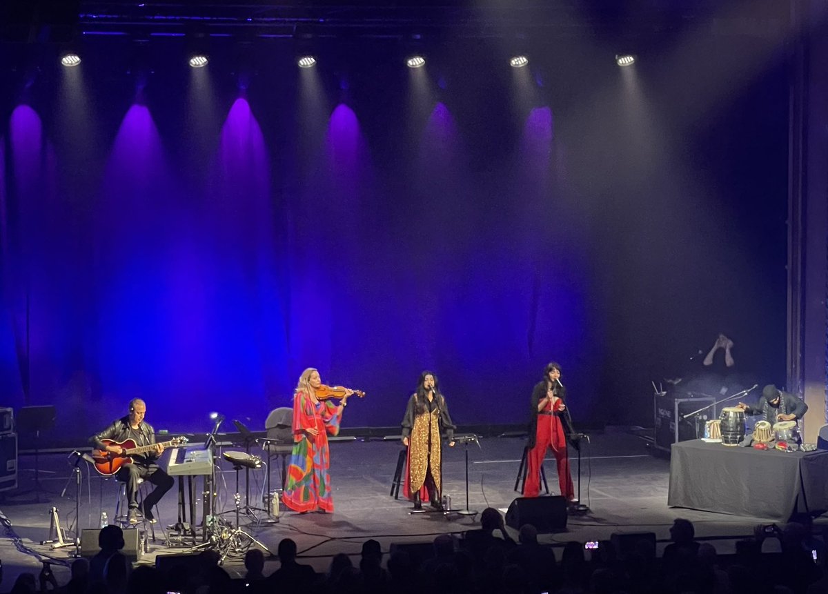 Amazing night at Ally Pally with @thenitinsawhney and his band. I don’t know anyone comparable who can take so many musical influences and put them together in ways that are both extraordinary and which simply work.