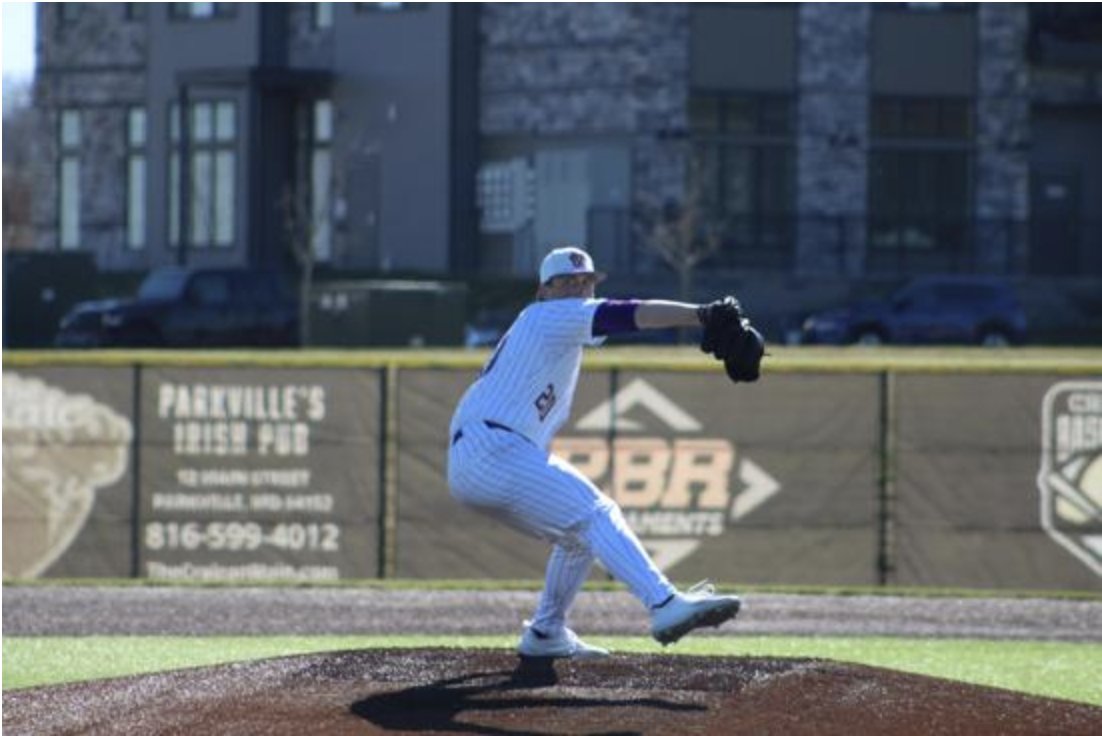 Cole Gibler SHOVES against No. 3 Liberty North, as No. 17 Blue Springs makes their ascent back to the top-10. 7.0 IP (CG) - W 5 H, 1 ER 10 K - 1 BB