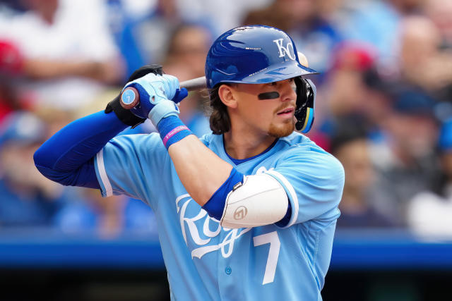 JacobMilhamKC's tweet photo. #Royals shortstop Bobby Witt Jr. today:

4 hits, 5 RBI, 2 HR, 1 SB

The #Royals with that stat line in franchise history is short.

Witt (May 26, 2023)
Bo Jackson (April 14, 1987) https://t.co/y50usJS45M