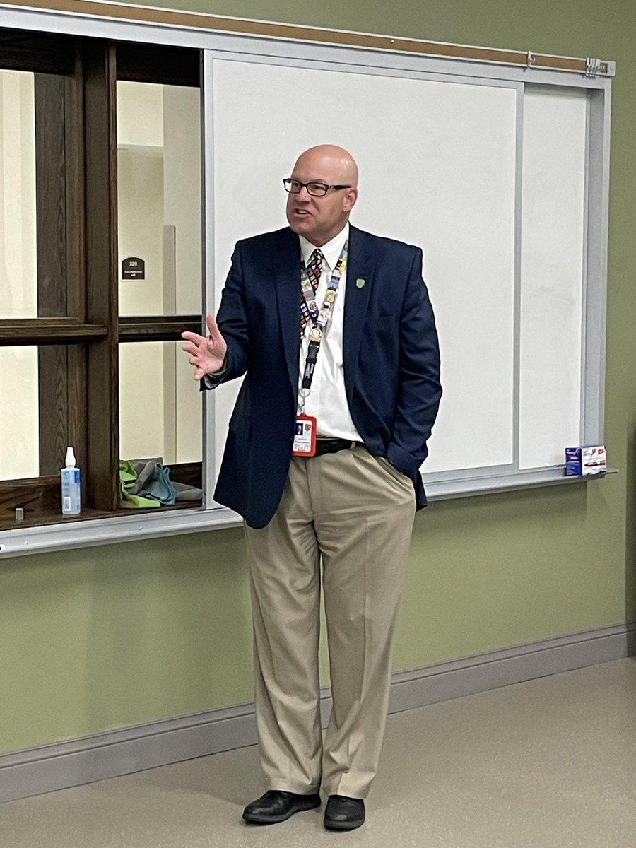 Enjoying a tour of LaSalle-Peru Township High School. Thanks @Steve_Wrobleski for hosting tonight’s Starved Rock meeting of @ILschoolboards!