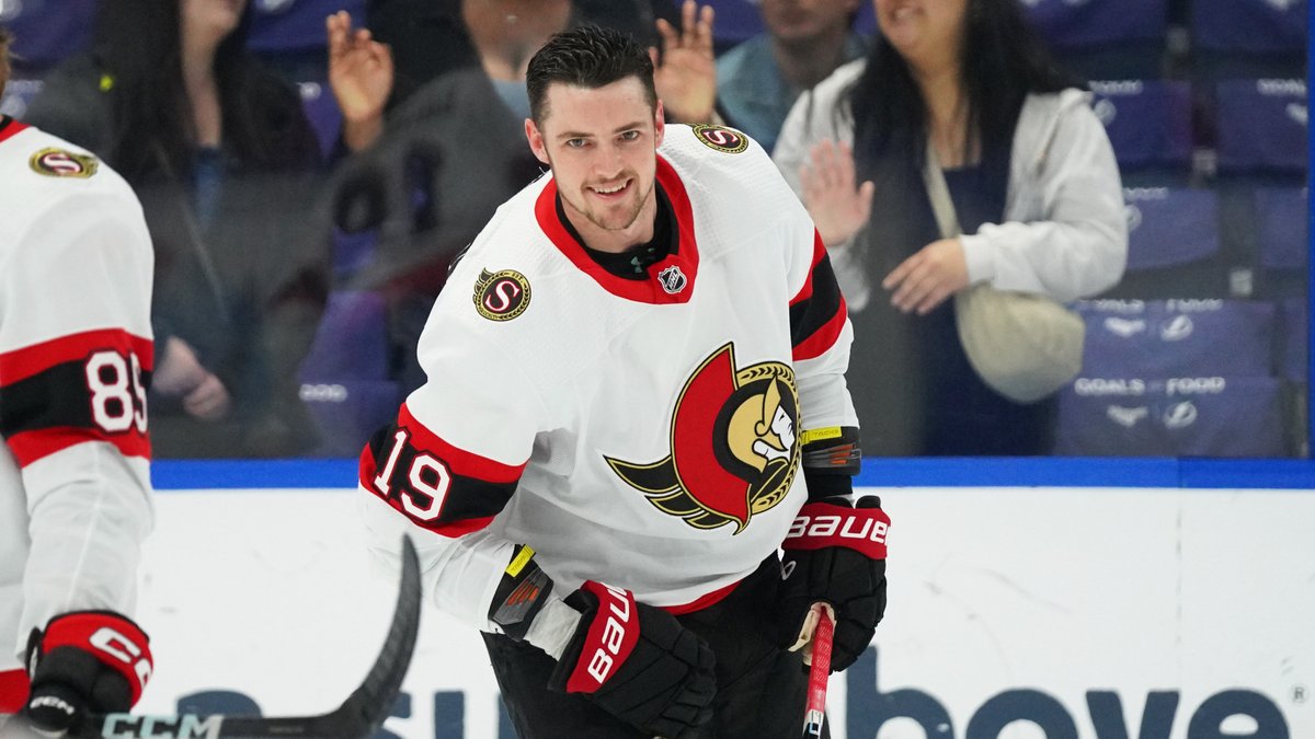 X - Ottawa Senators (@senators) on Twitter photo Found the Nova Scotians in the crowd and we're not sure who has a bigger smile on their face, the fans or <a href="/drrakebatherson/">Drake Batherson</a> π
#GoSensGo Found the Nova Scotians in the crowd and we're not sure who has a bigger smile on their face, the fans or <a href="/drrakebatherson/">Drake Batherson</a> π
#GoSensGo