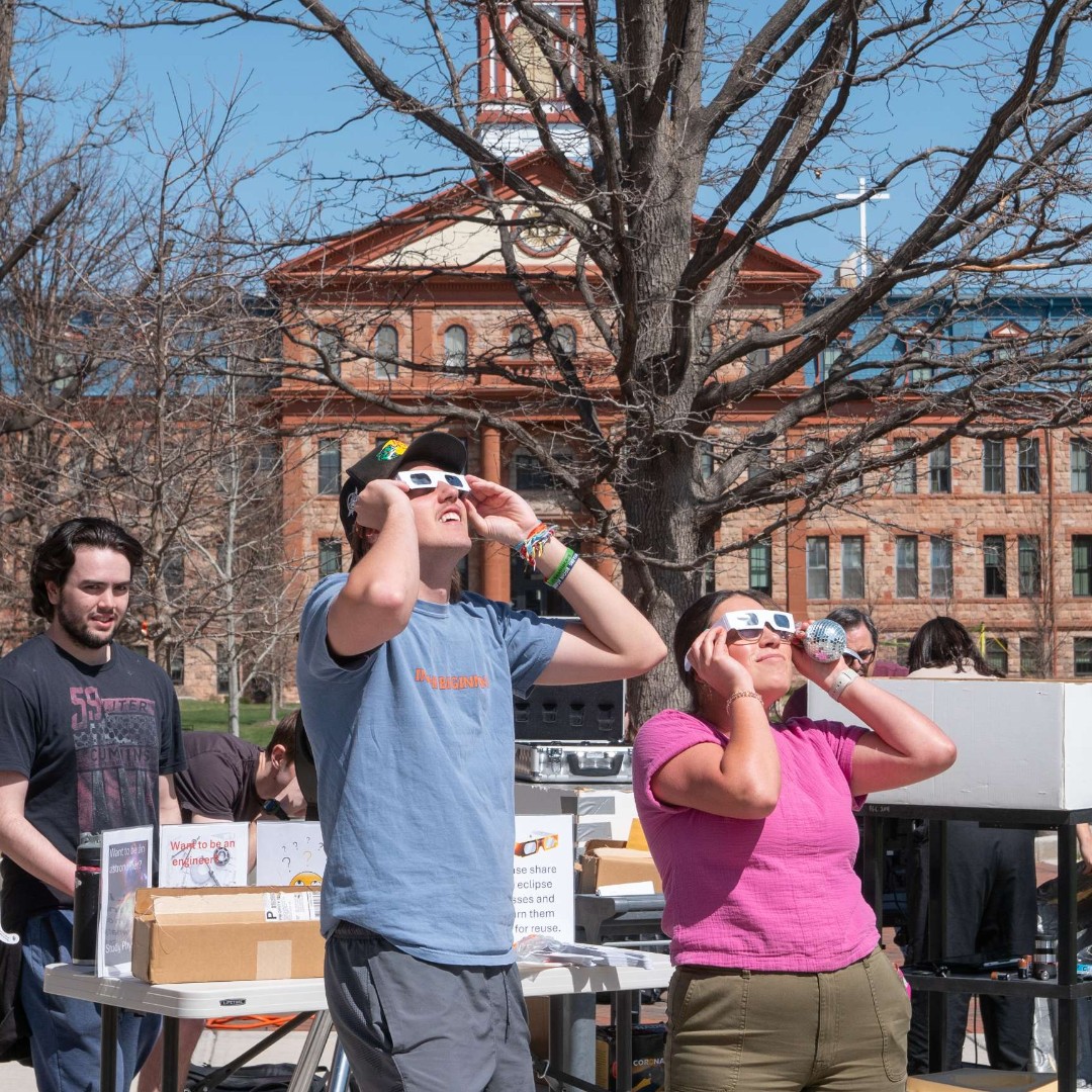 RegisUniversity's tweet photo. #SolarEclipse2024 from North Denver ☀️
#ThisIsRegis #JesuitEducated https://t.co/UVEPY8zR1h