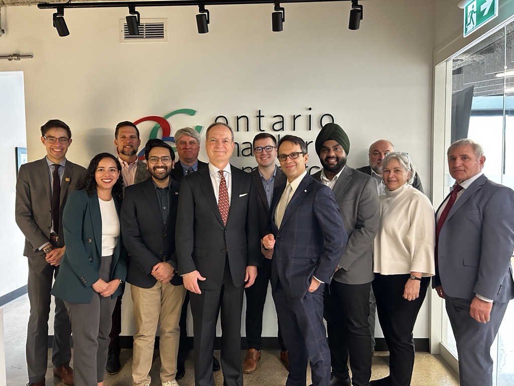 Today, Minister @PBethlenfalvy met with @OntarioCofC President & CEO & the OCC team to discuss #ONBudget, addressing Ontario's productivity gap, & ongoing priorities for the #Biz community. We look forward to continuing to work with gov't to drive sustainable, inclusive growth.