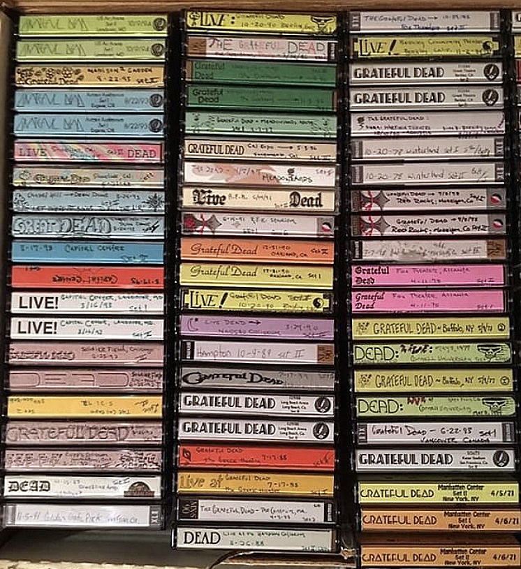 Time to shine tapers 🌈 Share your favorite tapes from your collection below.