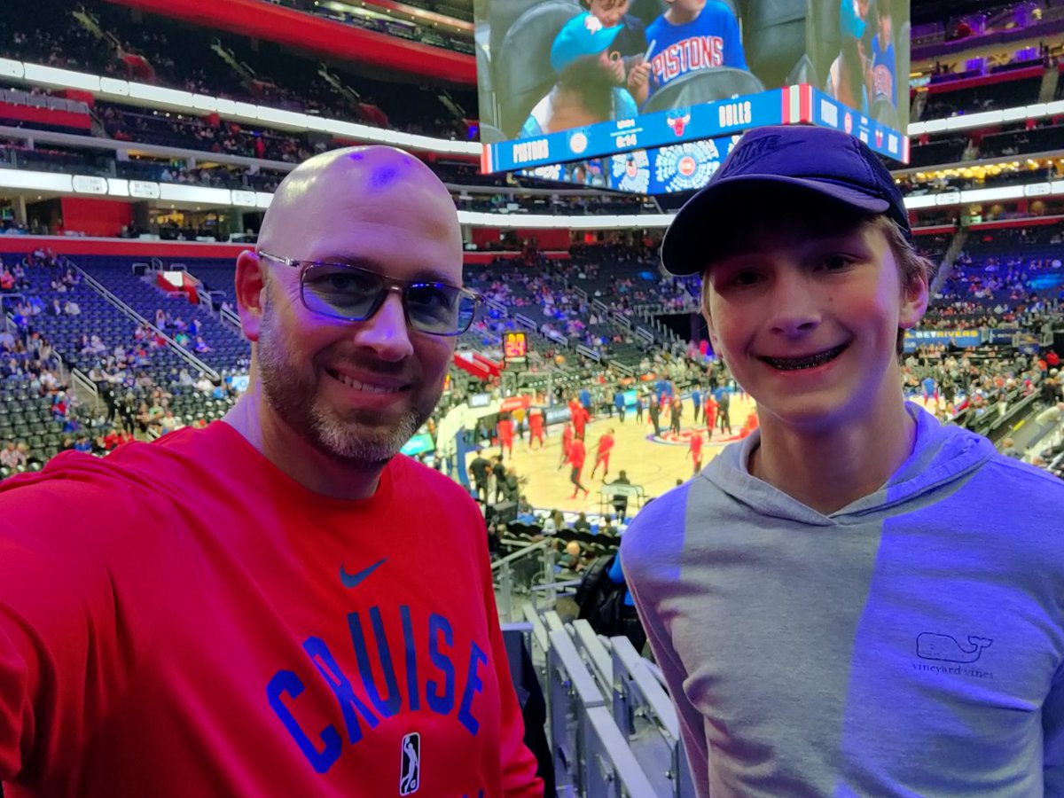 It's @DetroitPistons Fan Appreciation Night! I'd appreciate a new owner, a new general manager, a new coach, some better players, and a time machine so I can convince them not to move from the Palace. #DetroitBasketball #CruiseNo1Fan