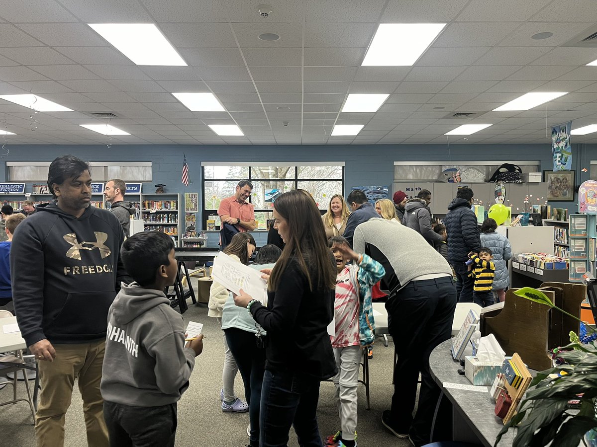 Math Night….thank you SFCP.  We have some amazing mathematicians at Highlands! 💙🐳💙