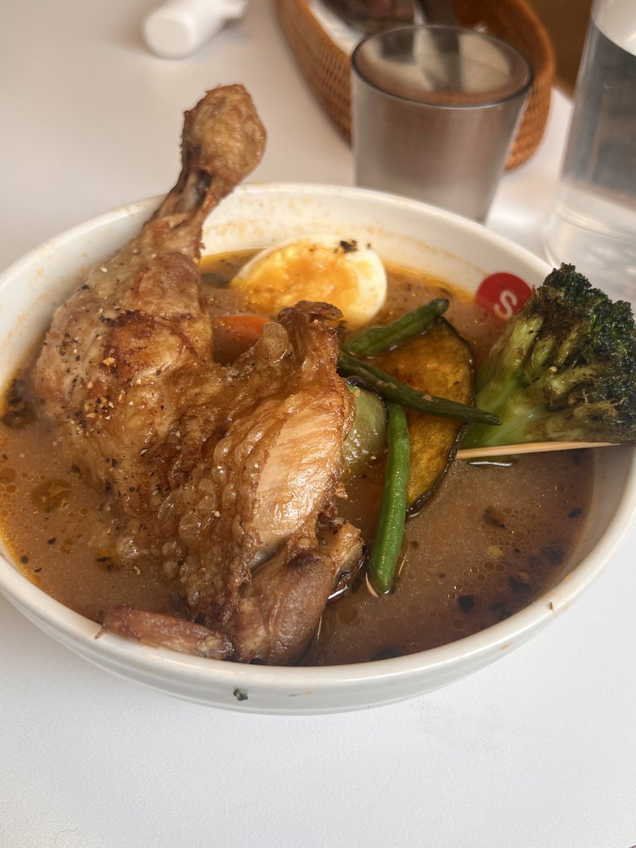 강남 스아게 스프카레.
예전에 우연히 홍대에서 갔다가 소울푸드됨.. 여기가 제일 입맛에 맞았다